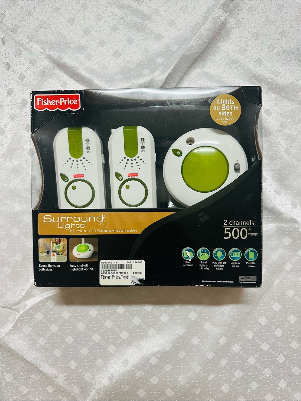 Fisher-Price Surround Lights & Sounds Baby Monitor in White and Green
